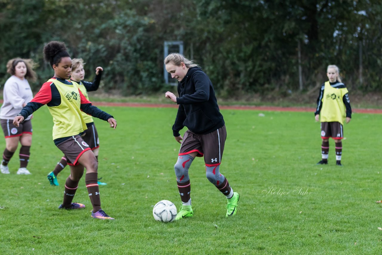 Bild 53 - C-Juniorinnen Halstenbek-Rellingen - St.Pauli : Ergebnis: 0:5